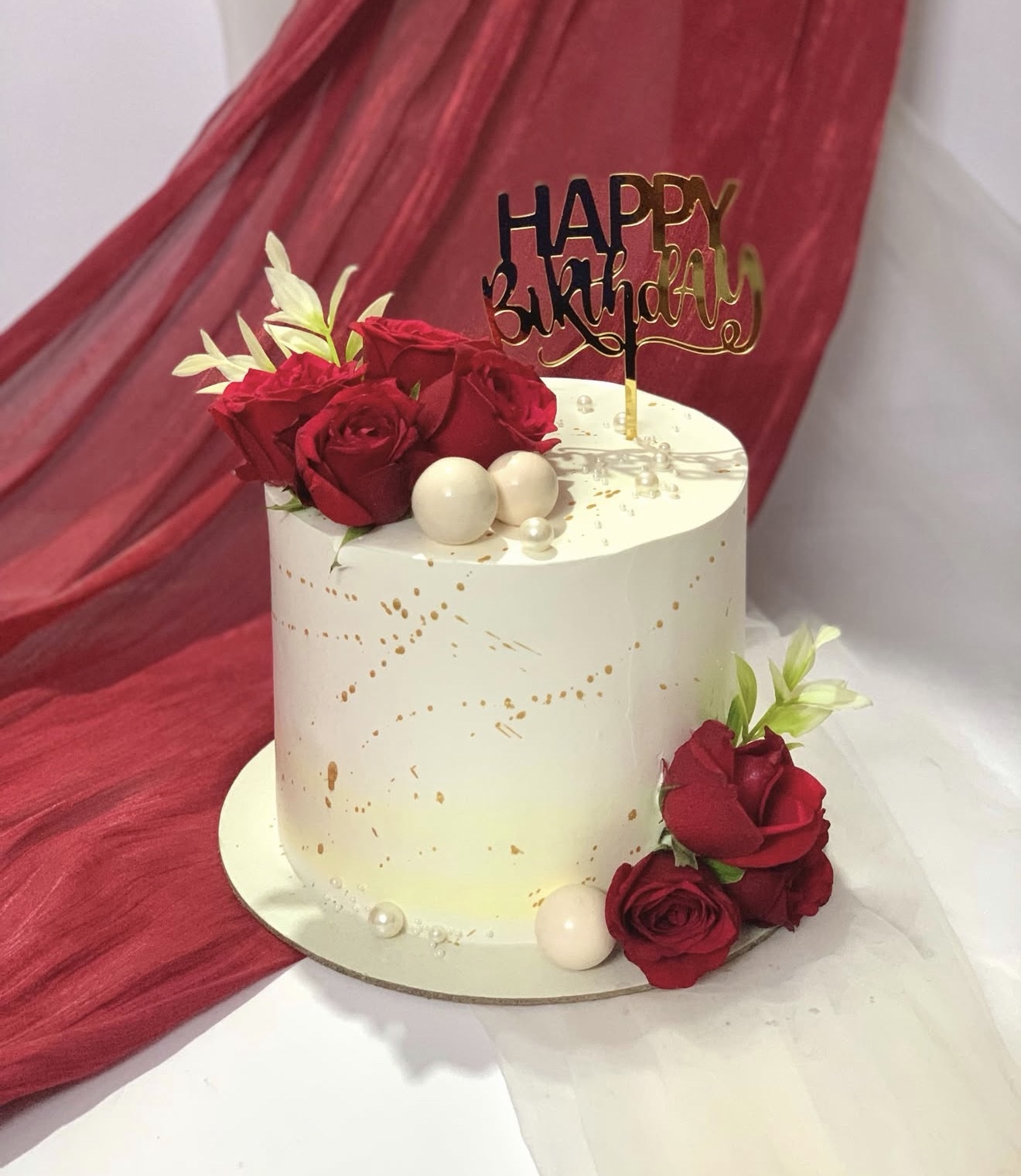 Red rose tall birthday cake